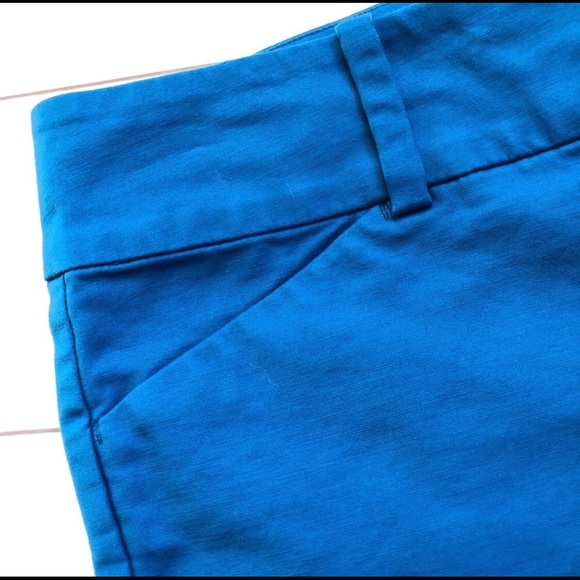 ANN TAYLOR Factory Signature Royal Blue Flat Front Mid Rise Trouser Shor… - Picture 3 of 6